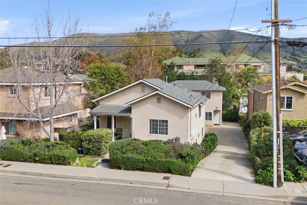 3204 Rockview Pl, San Luis Obispo, CA 93401