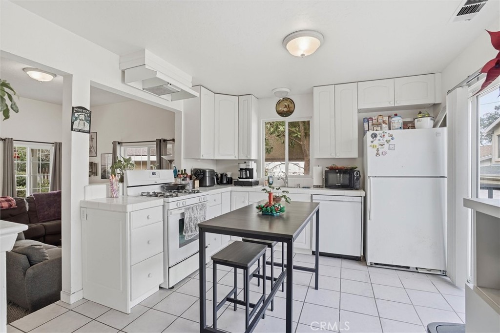 3204 Rockview Pl, San Luis Obispo, CA 93401