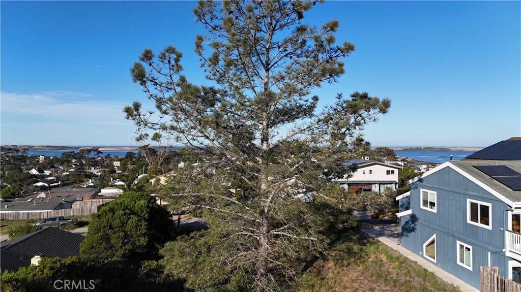1266 10th, Los Osos, CA 93402