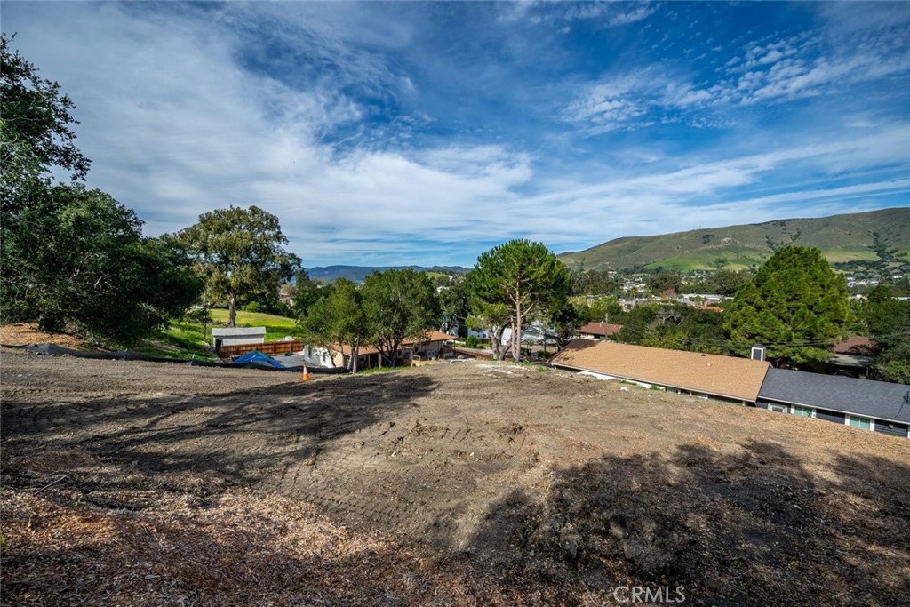 3291 Rockview Pl, San Luis Obispo, CA 93401