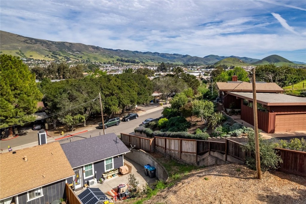 3291 Rockview Pl, San Luis Obispo, CA 93401