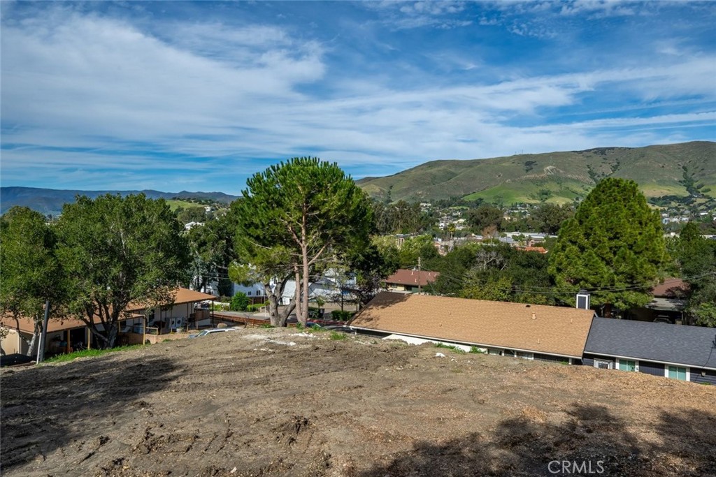 3291 Rockview Pl, San Luis Obispo, CA 93401