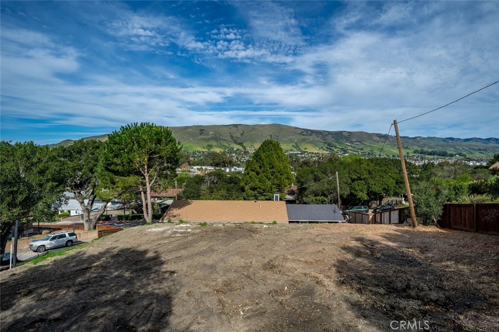 3291 Rockview Pl, San Luis Obispo, CA 93401