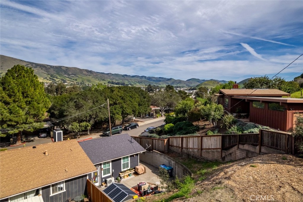 3291 Rockview Pl, San Luis Obispo, CA 93401
