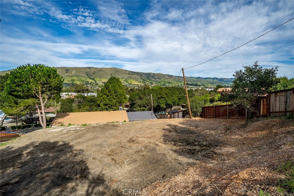 3291 Rockview Pl, San Luis Obispo, CA 93401
