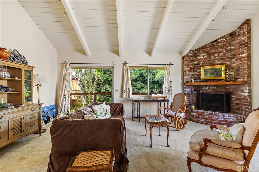 1909 Pineridge, Cambria, CA 93428