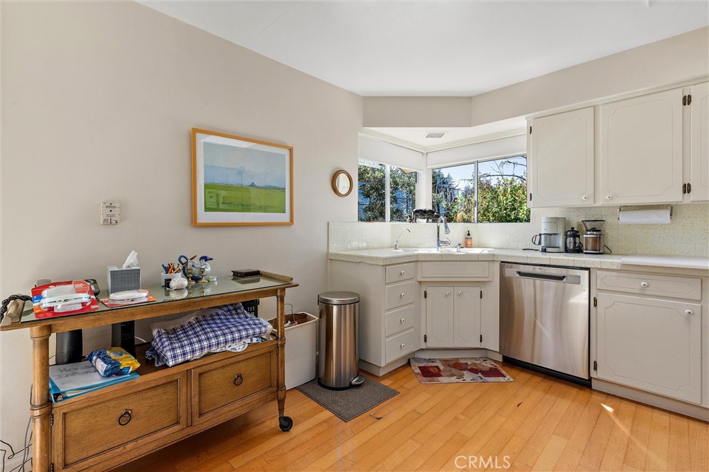 1909 Pineridge, Cambria, CA 93428