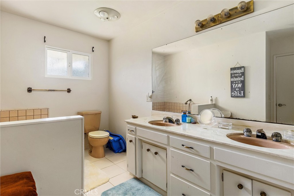 1909 Pineridge, Cambria, CA 93428