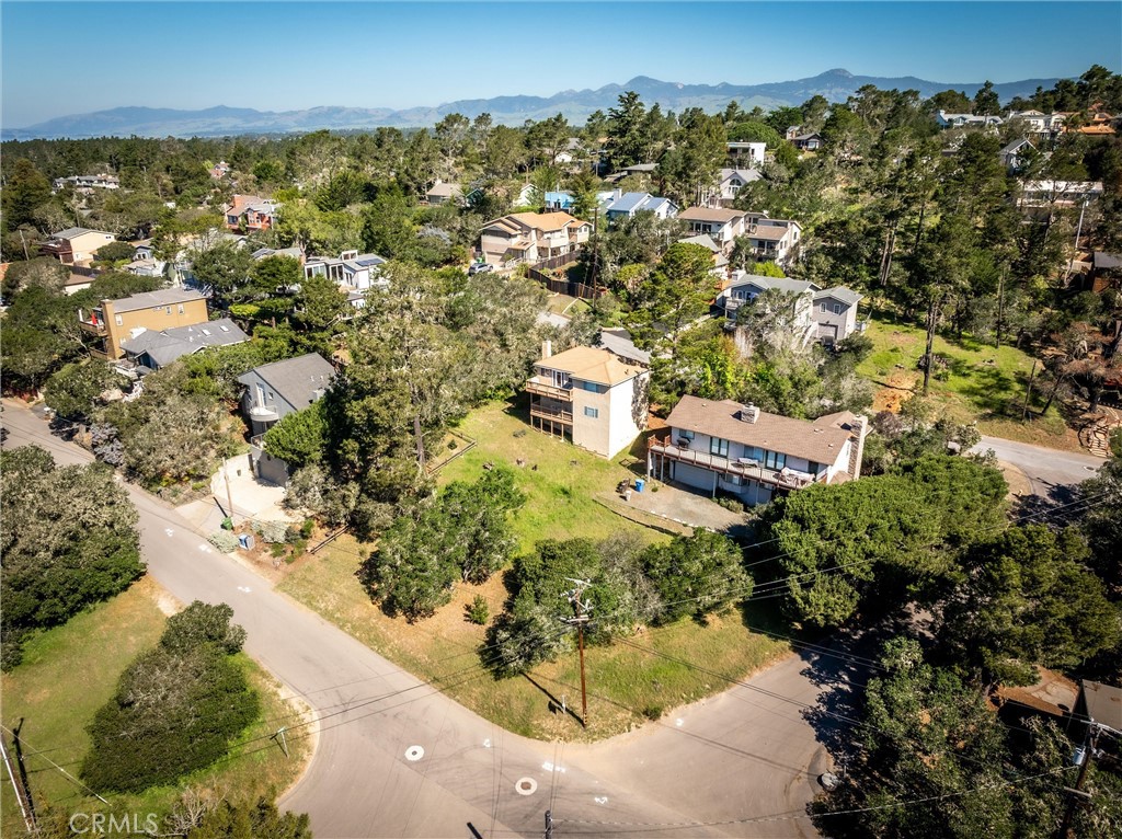 1606 Saint James, Cambria, CA 93428