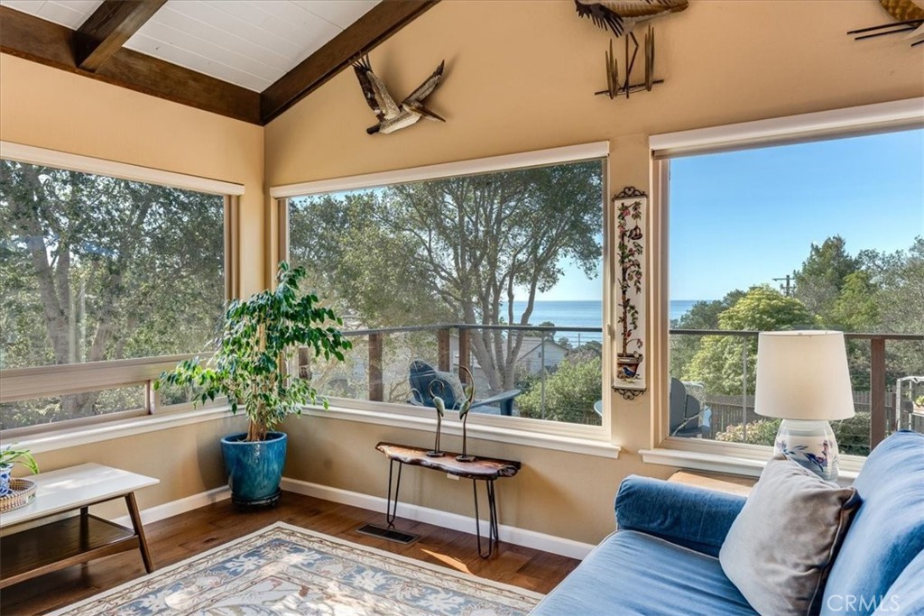 679 Orlando, Cambria, CA 93428