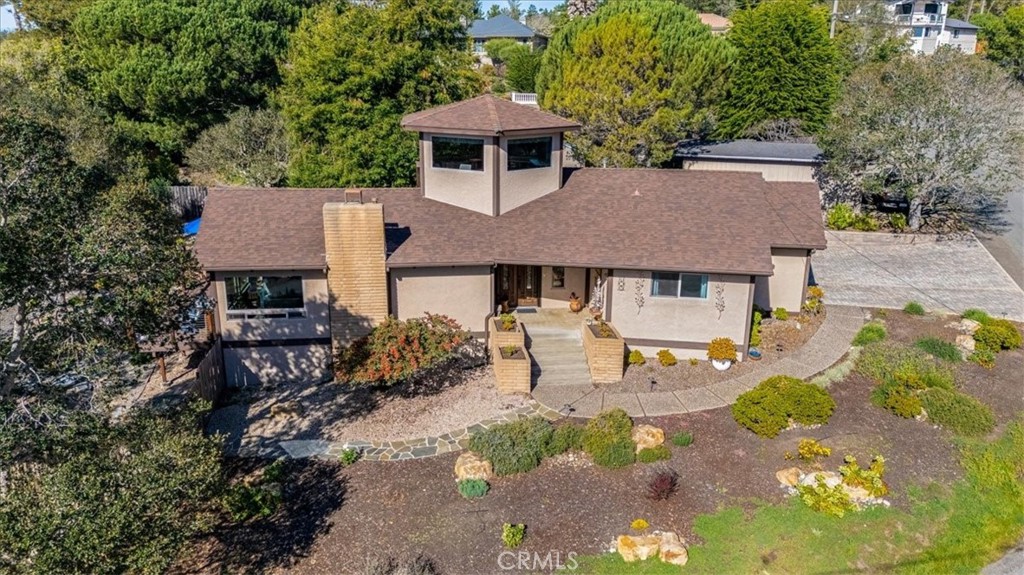 679 Orlando, Cambria, CA 93428