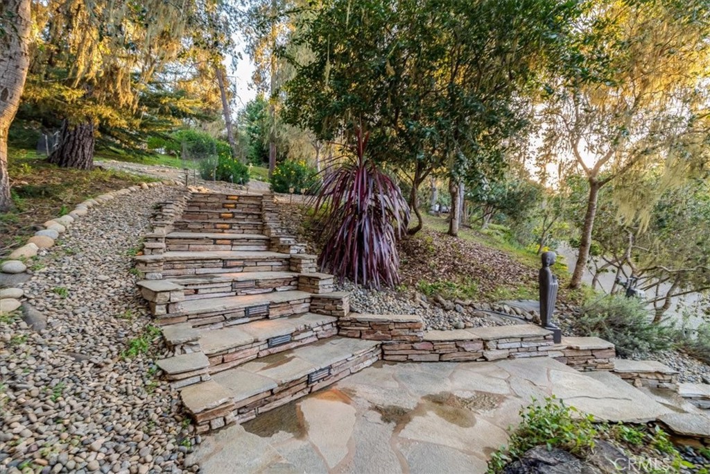 2195 Wilton, Cambria, CA 93428