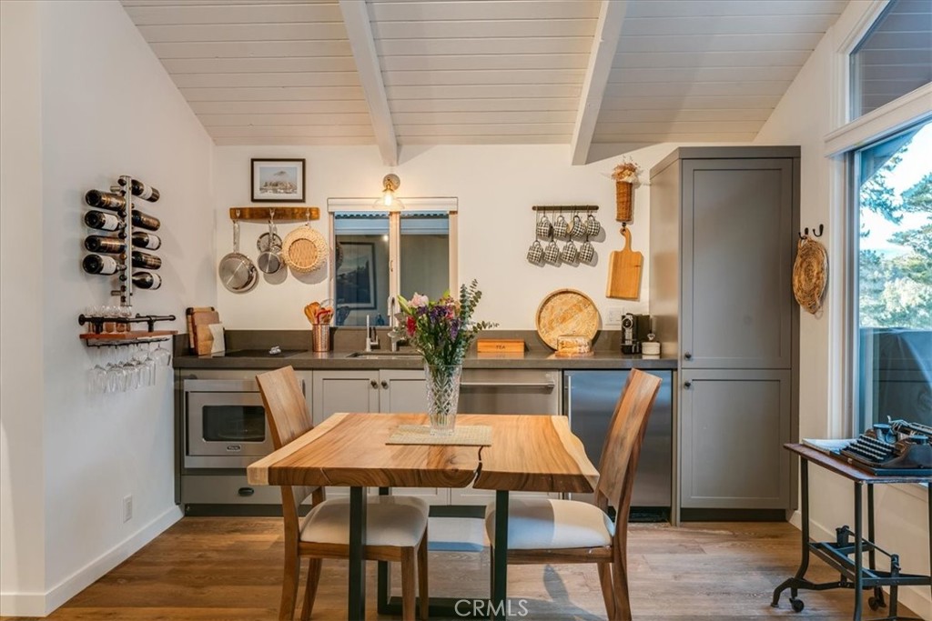 2195 Wilton, Cambria, CA 93428