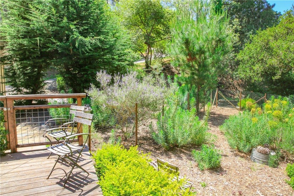 2195 Wilton, Cambria, CA 93428