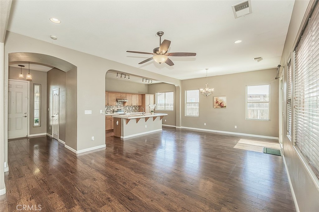 7357 E Redlands, Fresno, CA 93737