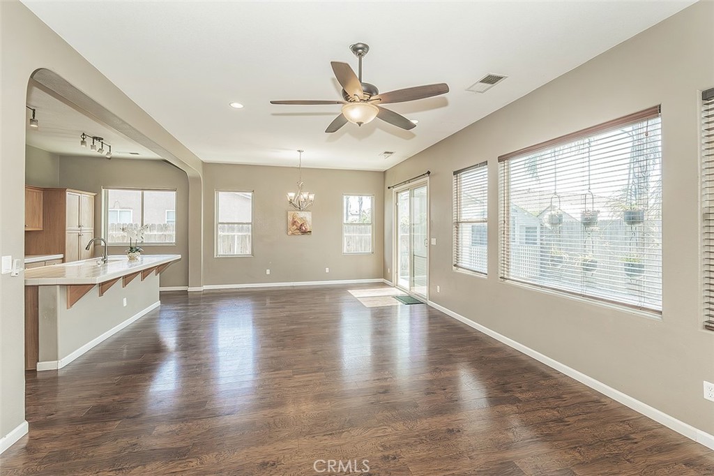 7357 E Redlands, Fresno, CA 93737