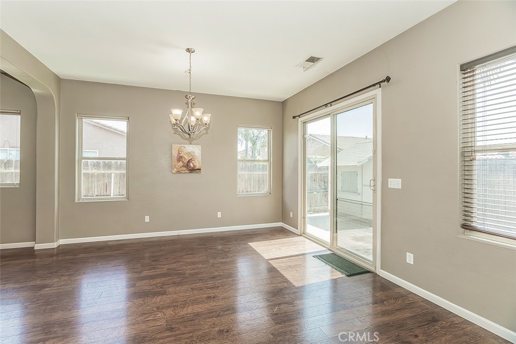 7357 E Redlands, Fresno, CA 93737