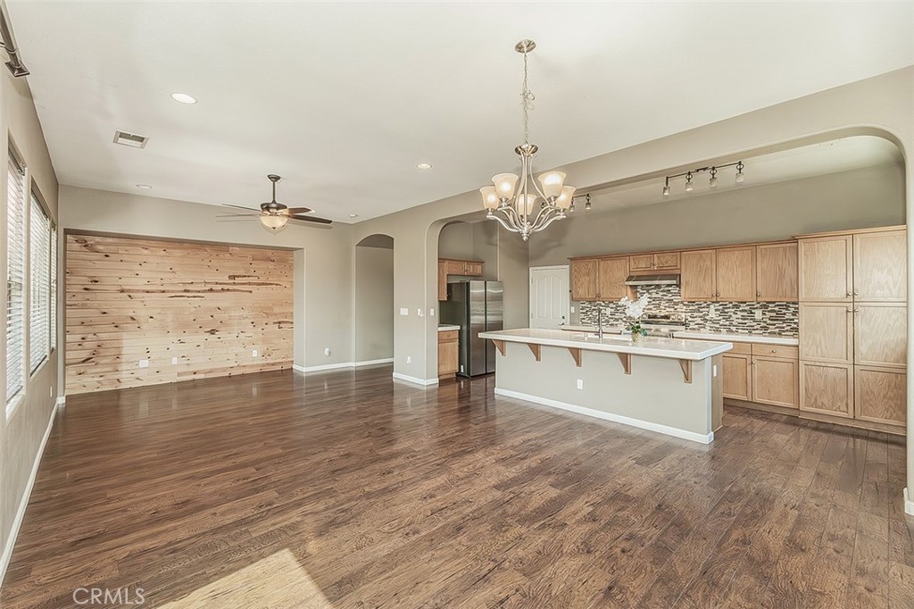 7357 E Redlands, Fresno, CA 93737