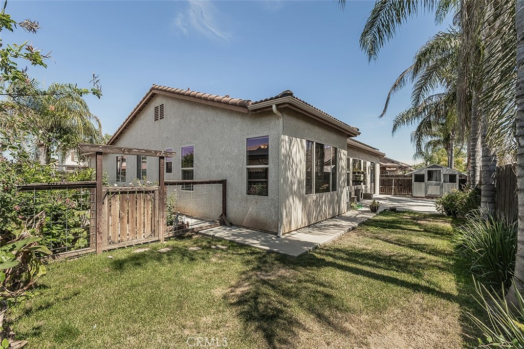 7357 E Redlands, Fresno, CA 93737