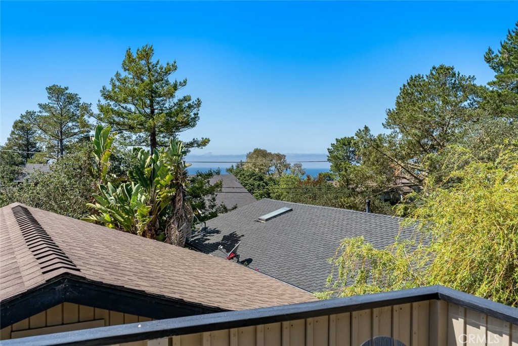 1875 Chester Lane, Cambria, CA 93428