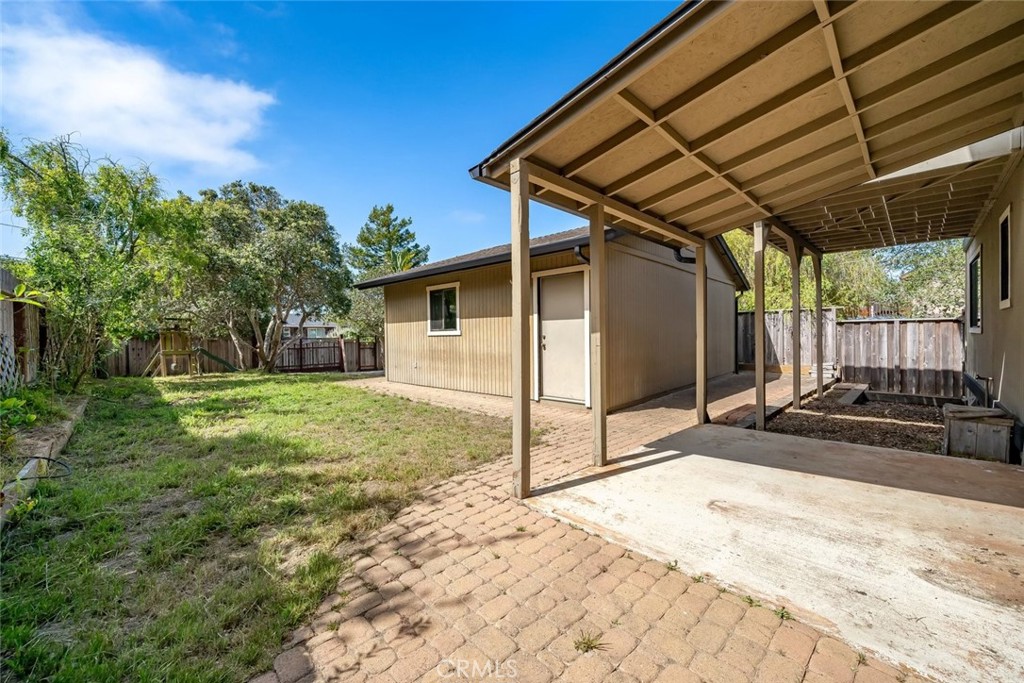 1875 Chester Lane, Cambria, CA 93428