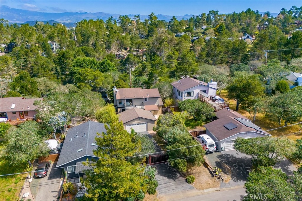 1875 Chester Lane, Cambria, CA 93428