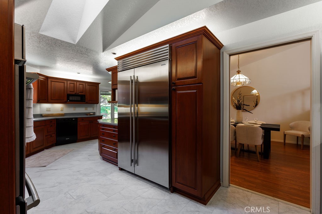 855 Mirada Dr, San Luis Obispo, CA 93405