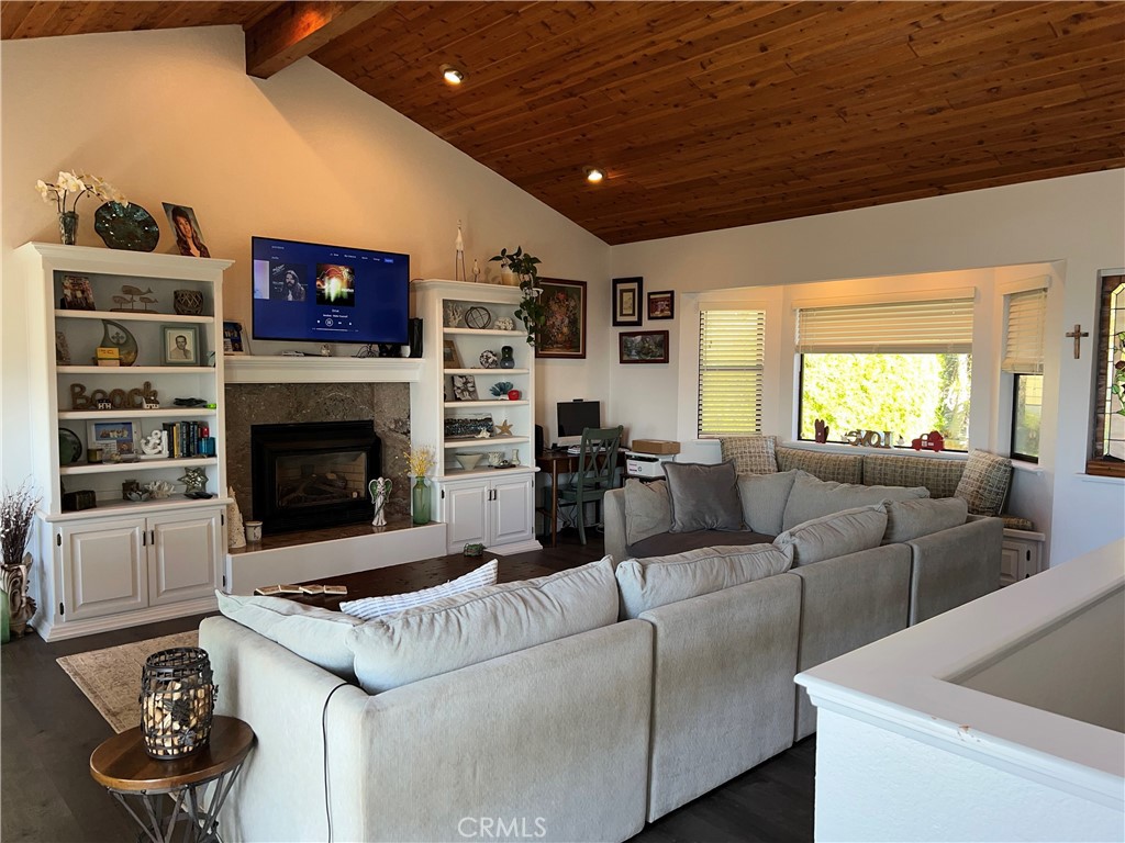 1833 Ogden Dr, Cambria, CA 93428