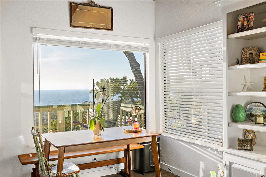 1833 Ogden Dr, Cambria, CA 93428