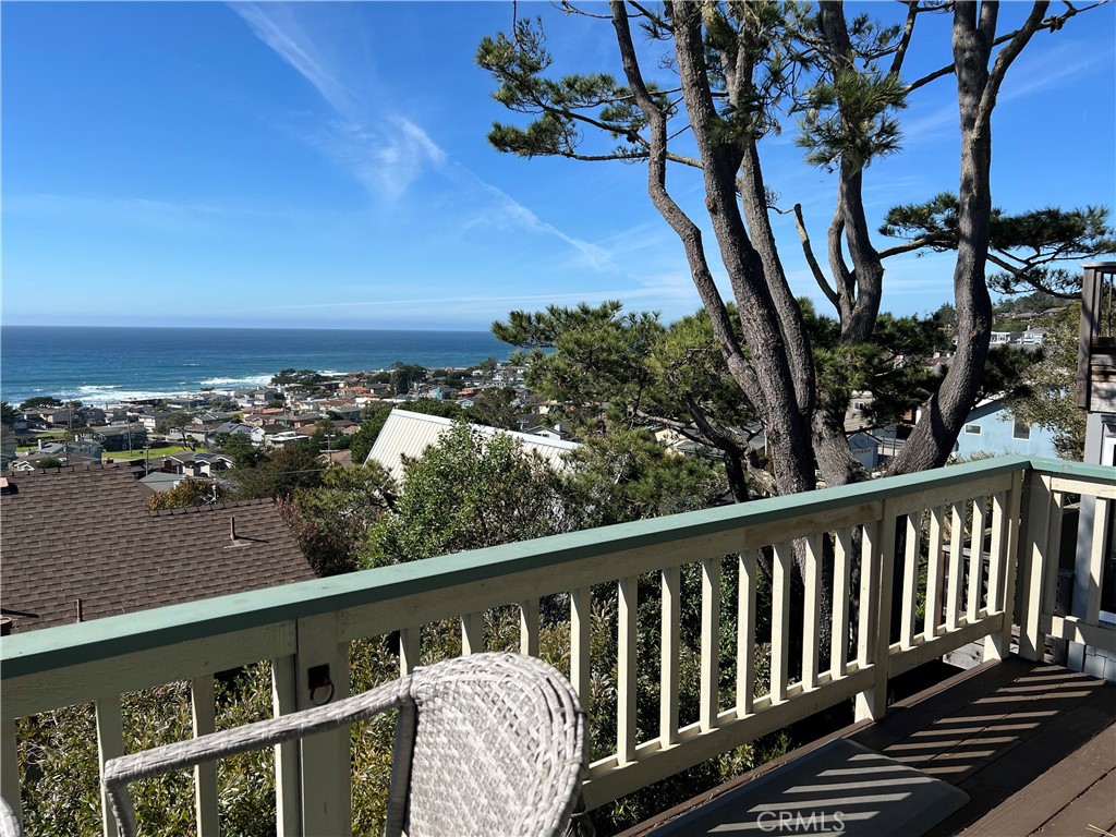 1833 Ogden Dr, Cambria, CA 93428
