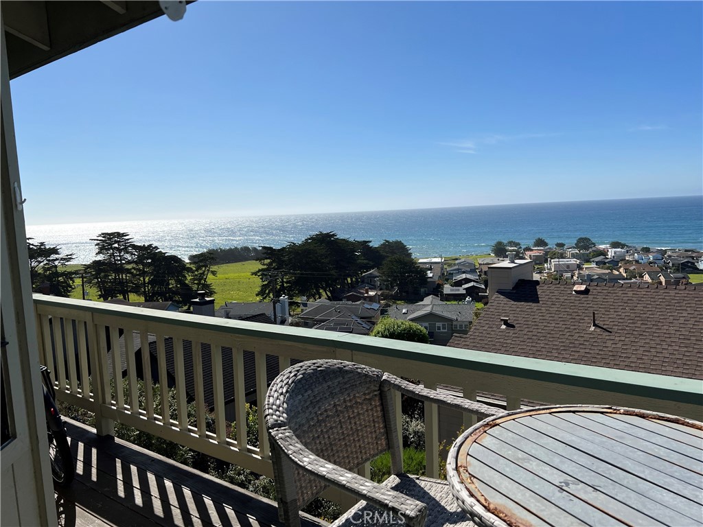 1833 Ogden Dr, Cambria, CA 93428