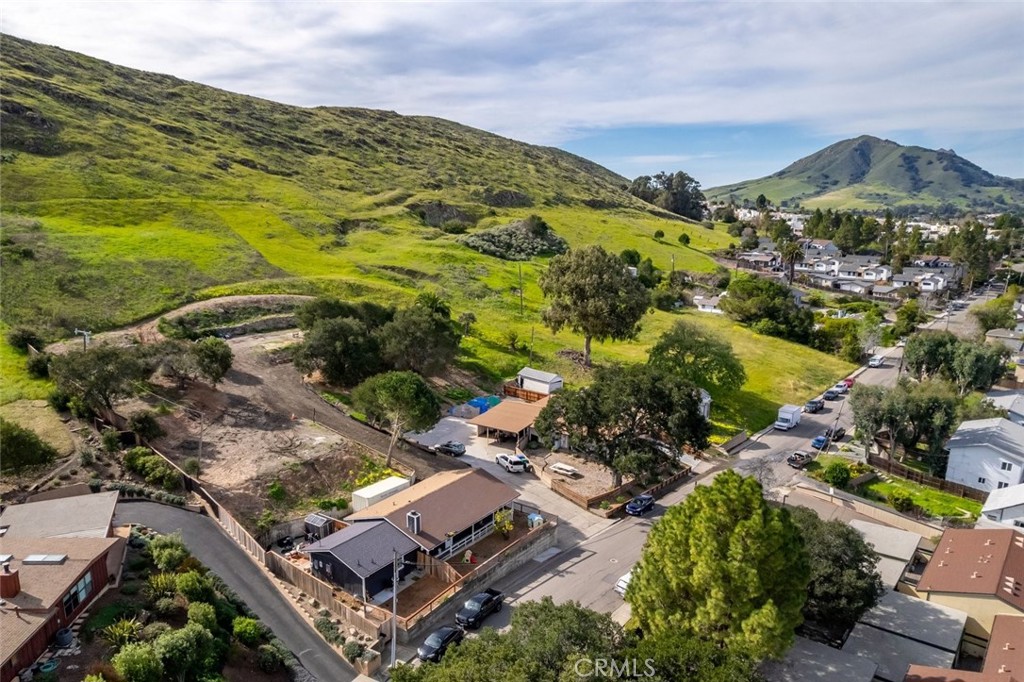 3281 Rockview Pl, San Luis Obispo, CA 93401