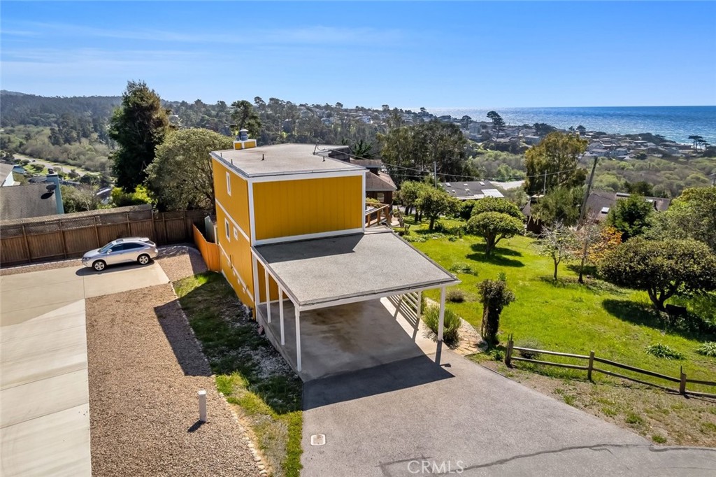 560 Canterbury, Cambria, CA 93428