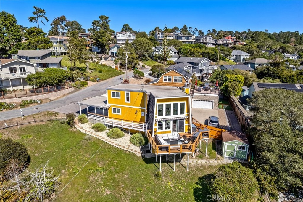 560 Canterbury, Cambria, CA 93428