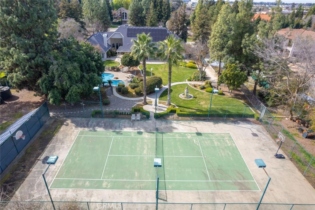 7272 N Traverse, Clovis, CA 93619