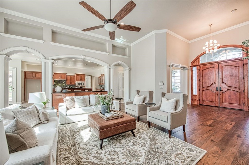 12437 N Via Tuscania, Clovis, CA 93619