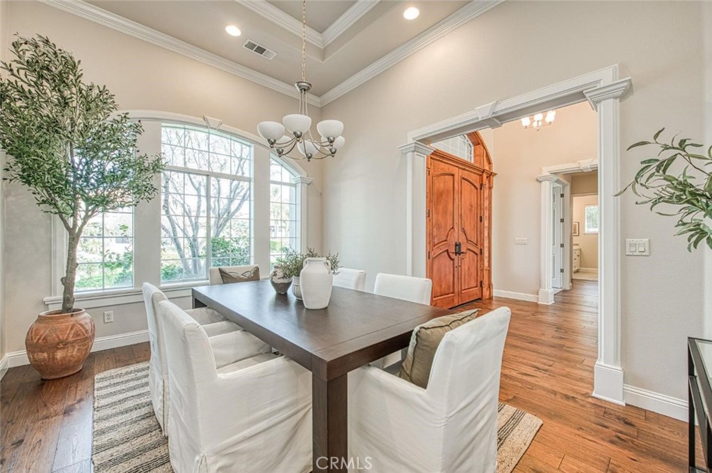 12437 N Via Tuscania, Clovis, CA 93619