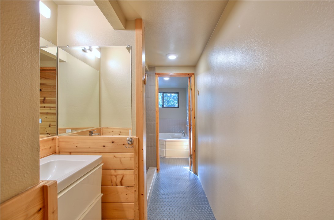 2100 Langton St, Cambria, CA 93428