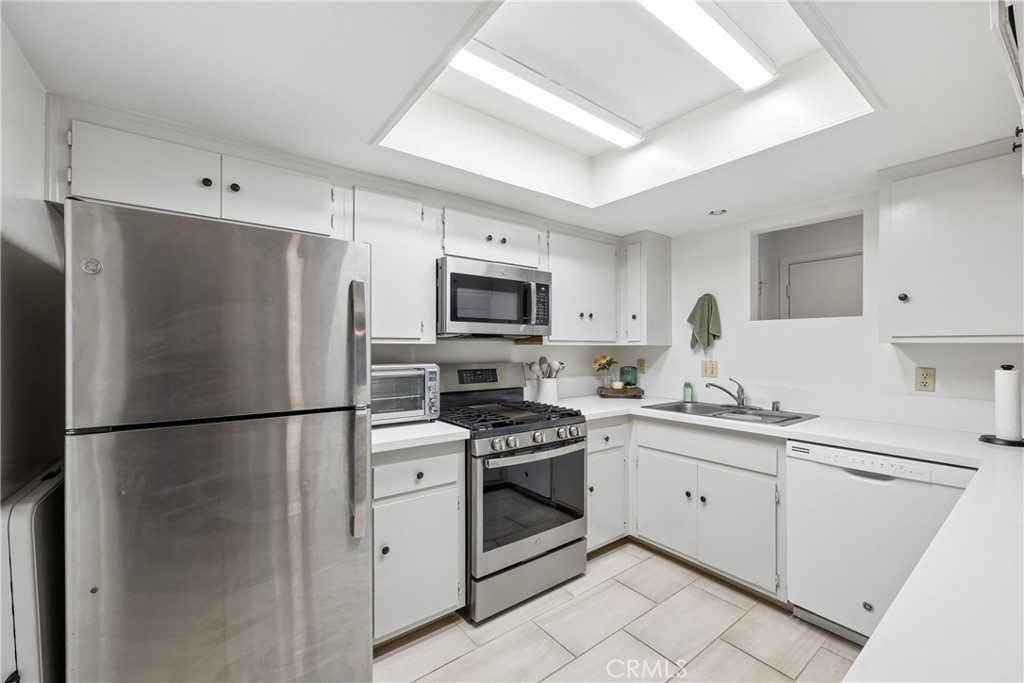 1239 E Foothill Blvd #108, San Luis Obispo, CA 93405