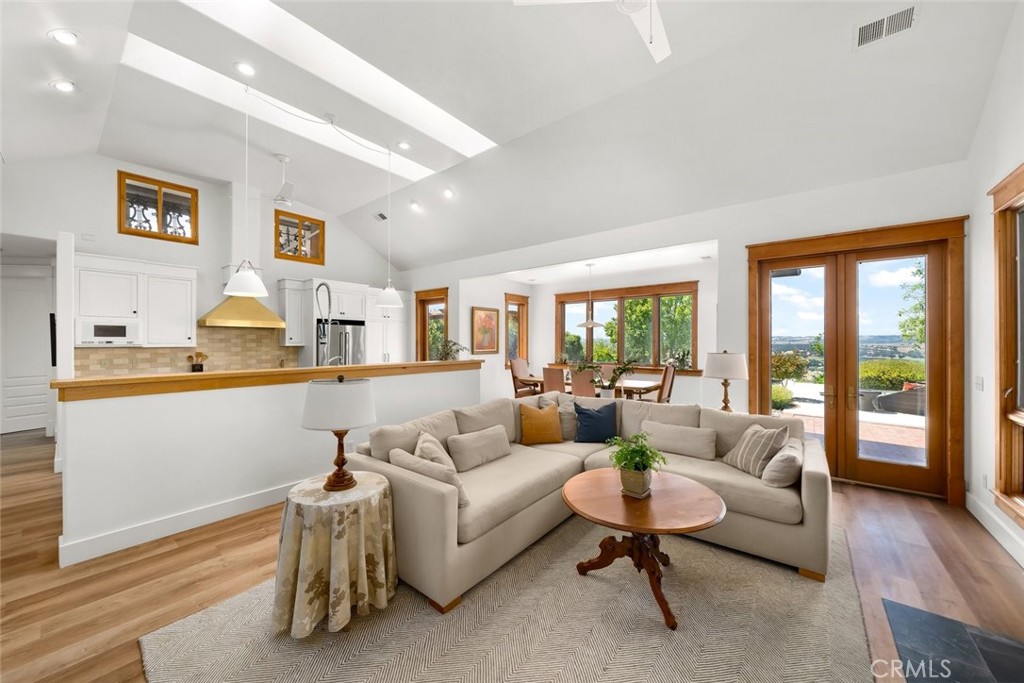 5650 El Pharo Drive, Paso Robles, CA 93446