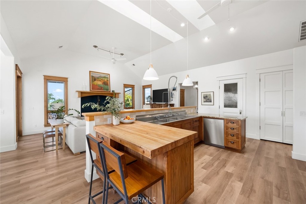 5650 El Pharo Drive, Paso Robles, CA 93446