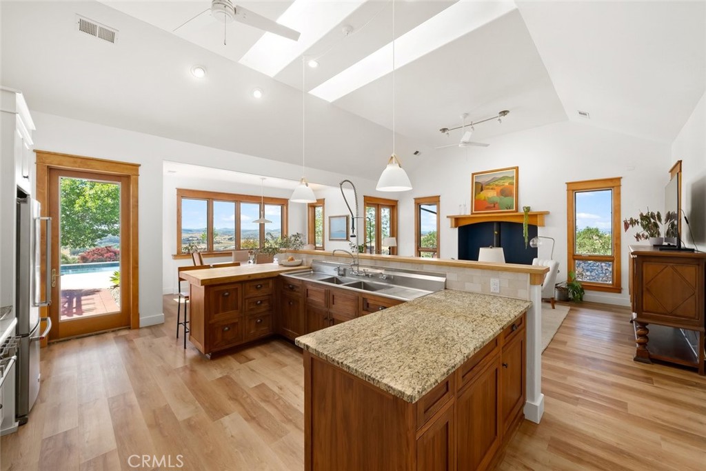 5650 El Pharo Drive, Paso Robles, CA 93446