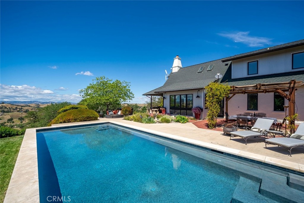 5650 El Pharo Drive, Paso Robles, CA 93446