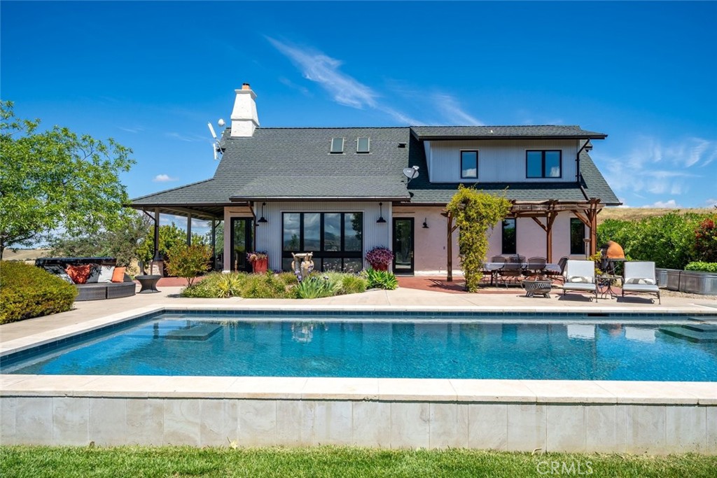 5650 El Pharo Drive, Paso Robles, CA 93446