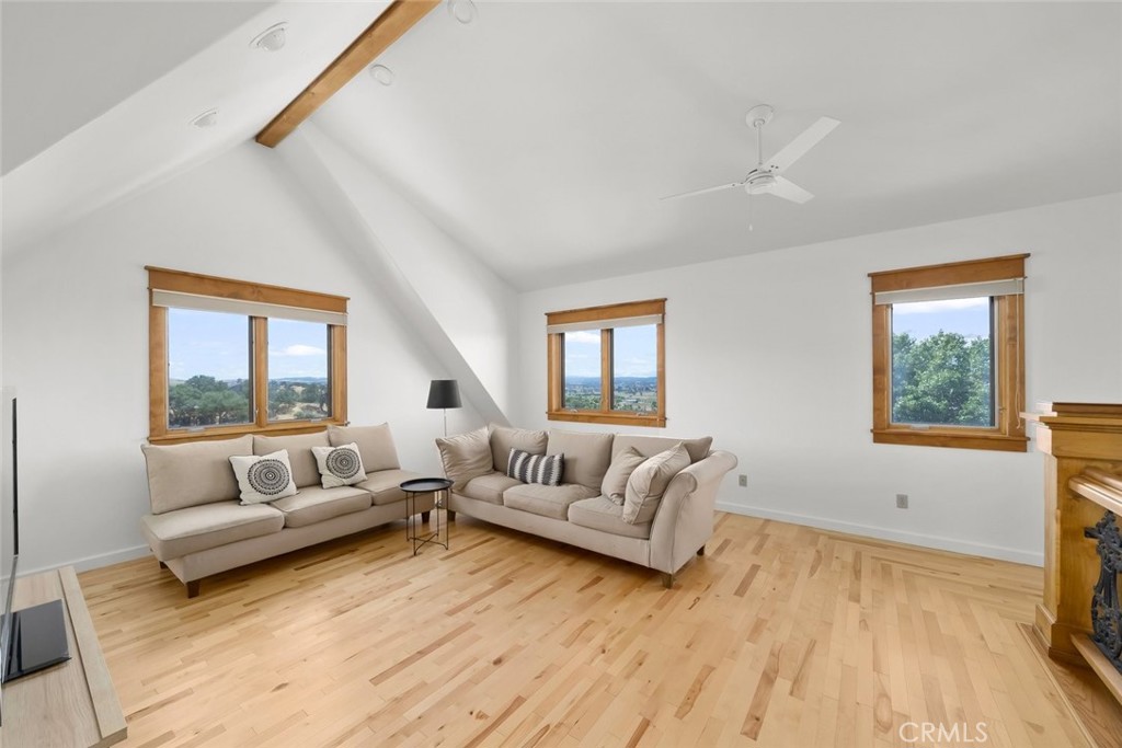 5650 El Pharo Drive, Paso Robles, CA 93446
