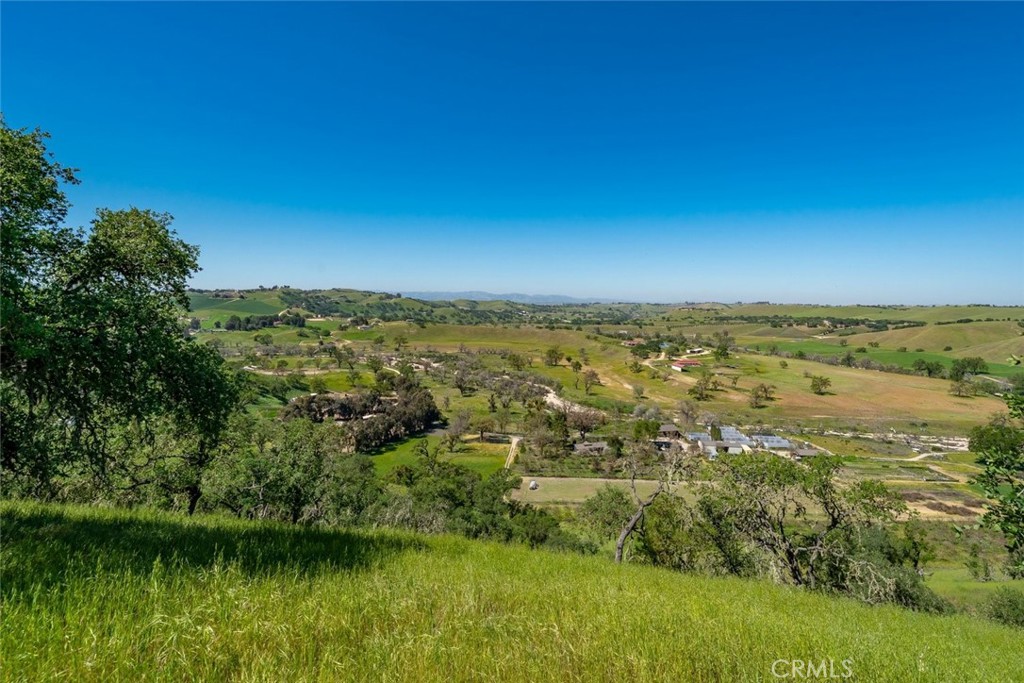 5650 El Pharo Drive, Paso Robles, CA 93446