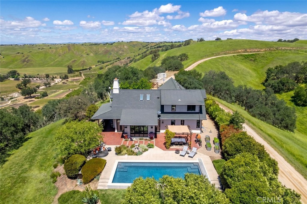 5650 El Pharo Drive, Paso Robles, CA 93446