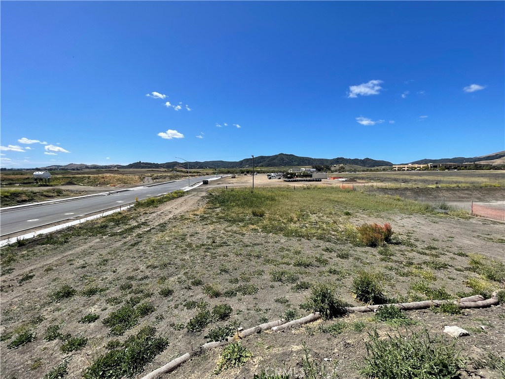 4150 Earthwood, San Luis Obispo, CA 93401