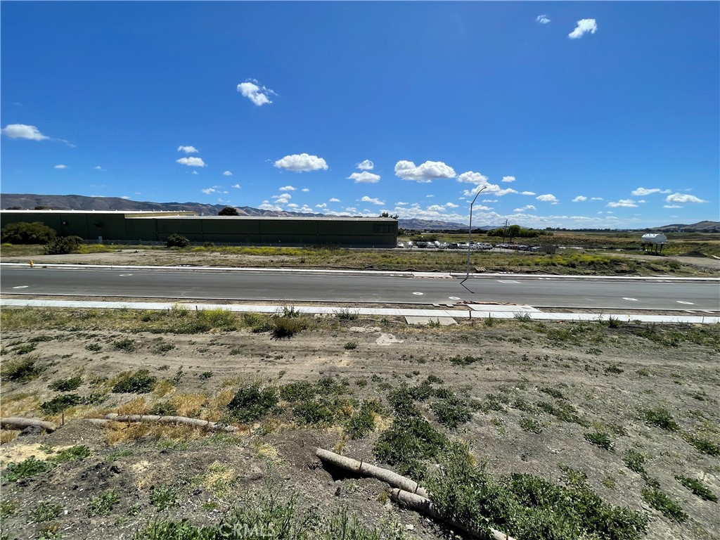 4125 Earthwood, San Luis Obispo, CA 93401