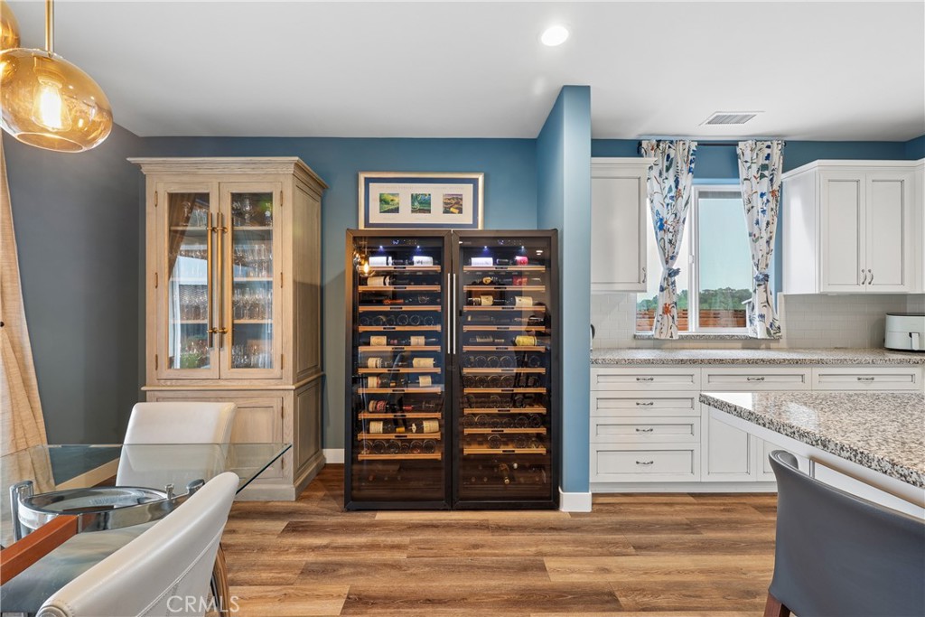 3530 Lakeside Village, Paso Robles, CA 93446